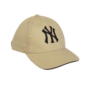 gorras bordadas beige
