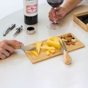 SET DE VINO Y TABLA PARA QUESOS WINCHESTER T708